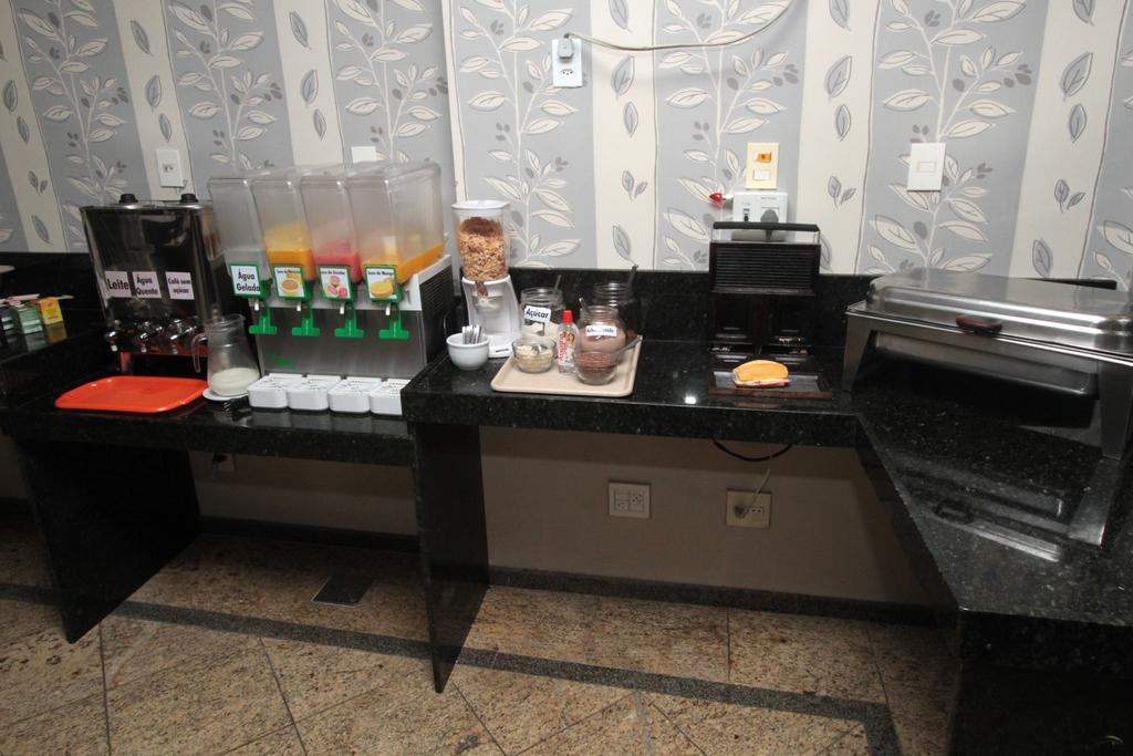 Hotel Pouso Alegre Campo Grande  Εξωτερικό φωτογραφία