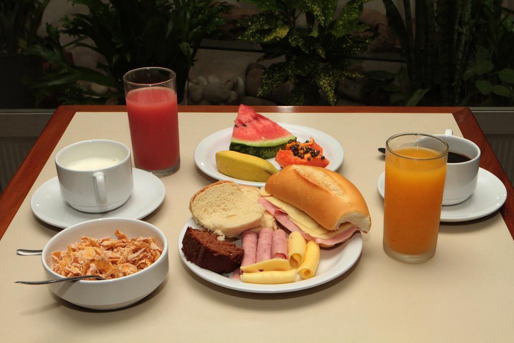 Hotel Pouso Alegre Campo Grande  Εξωτερικό φωτογραφία